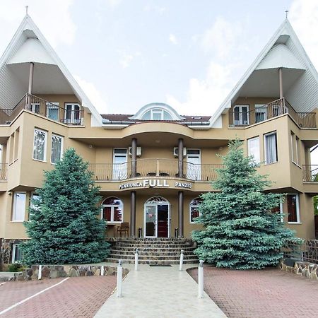 Pensiunea Full Târgu-Mureş Exteriér fotografie